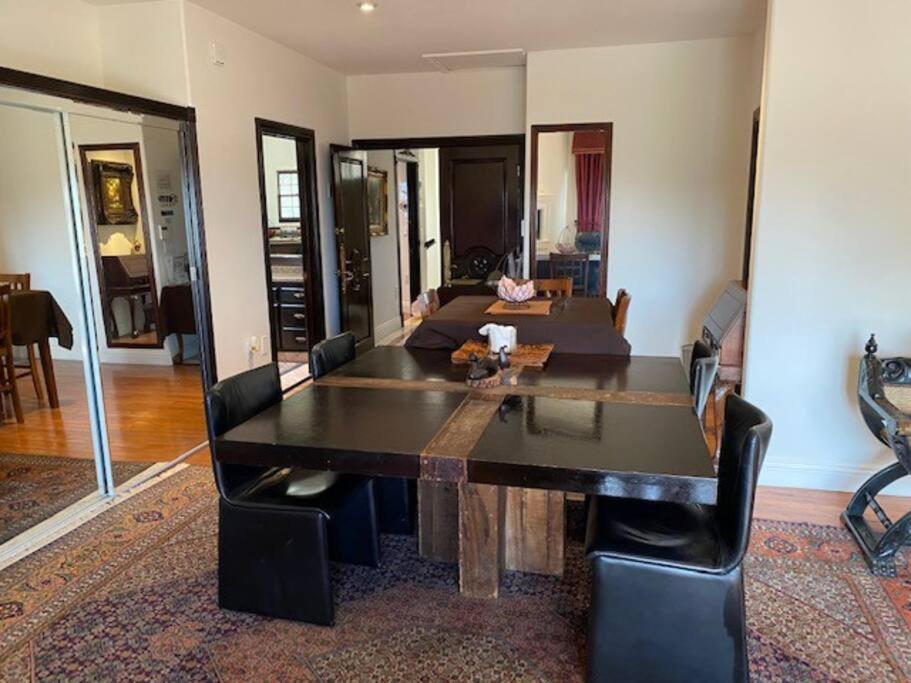 Entire Second Flr - Santa Monica Luxury Roman Villa لوس أنجلوس المظهر الخارجي الصورة