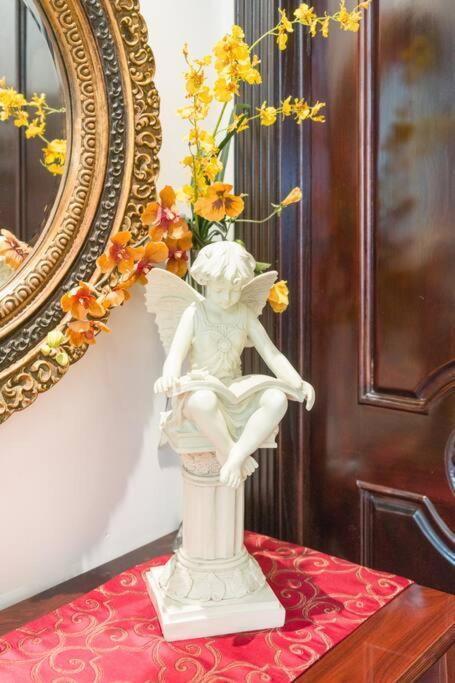Entire Second Flr - Santa Monica Luxury Roman Villa لوس أنجلوس المظهر الخارجي الصورة